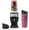 Mixeur personnel compact Ninja Fit | Pour smoothies, frappés et boissons glacées | (2) gobelets de 47 cl à emporter avec couvercles à bec | 700 W | Noir | QB3001SS