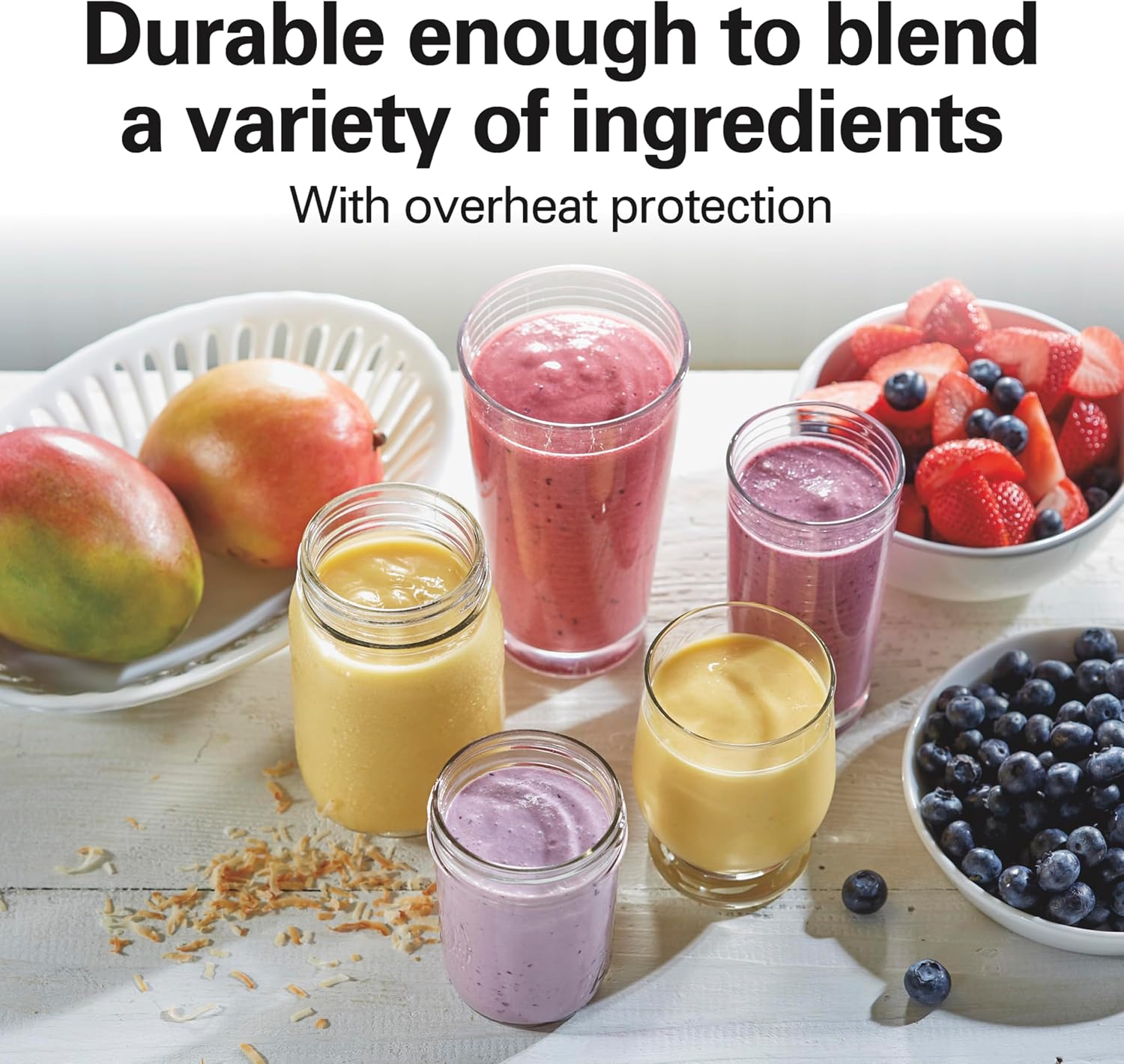 Mixeur portable Hamilton Beach pour smoothies avec bocal de voyage de 41 cl | Bocal et couvercle sans BPA | Lames durables en acier inoxydable | Puissance de crête de 300 Watts | Mixeur personnel à smoothies | Framboise | 51131G